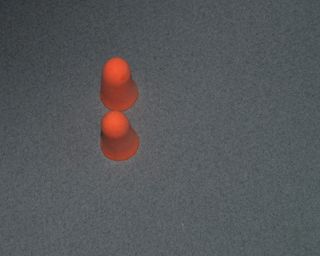 耳塞，橙色，灰色，室内，摄影棚拍摄，无人，食物和饮料，静物