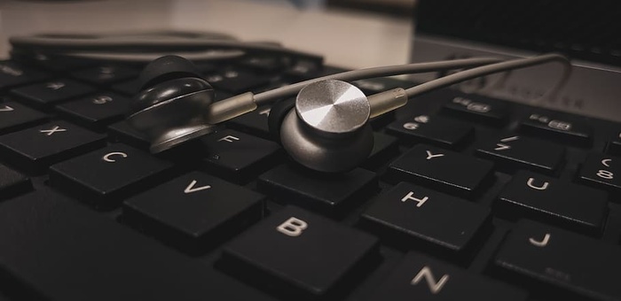 键盘，电脑，电子产品，电脑硬件，硬件，电脑键盘，电脑，鼠标