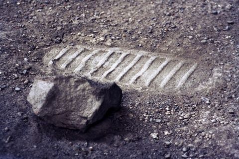 灰色、石头、土壤、鞋印、月亮、表面、碎石、沙子
