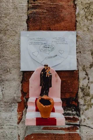 葡萄牙里斯本为圣安东尼盛宴装饰的街道