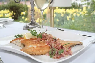 Plaice，盘子，餐馆，吃，美食，盖，桌子，美味