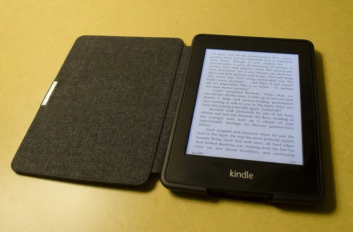 black、amazon、kindle、turned、电子书、reader、电子书、电子阅读器