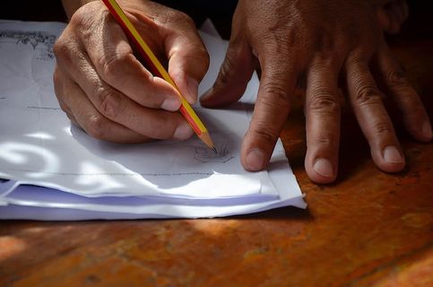 用铅笔手写