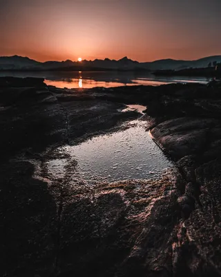 可以看到日落的水体