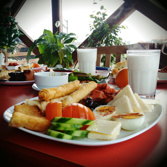 早餐，食物，早上，茶番茄，奶酪，牛奶，沙拉，鸡蛋