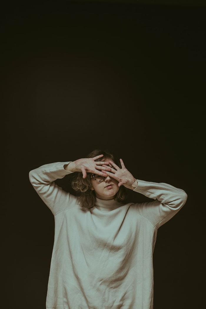 女人，举，手，脸，人，肖像，摄影，运动衫