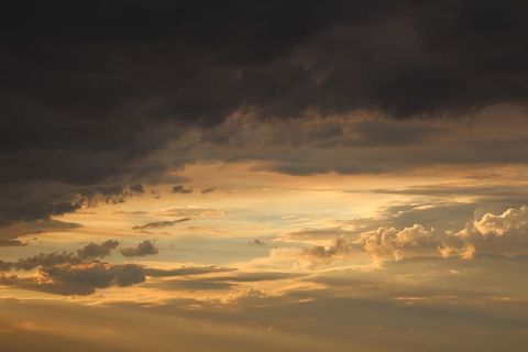 黄色,灰色,天空,云天,自然之美,风景-自然,宁静,宁静的景象 黄色,灰色,天空,云天,自然之美,风景-自然,宁静,宁静的景象