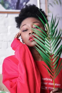 女性控股公司 女性控股公司