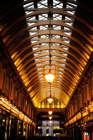 利登霍尔市场，英国，伦敦，利登霍尔，拱门，拱道，路，灯