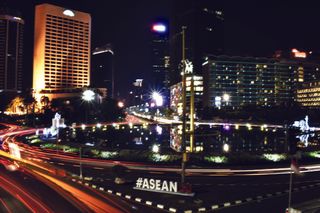 印度尼西亚, Bundaran 酒店印度尼西亚, 灯, 车, 夜, 街, 灯泡, 交通