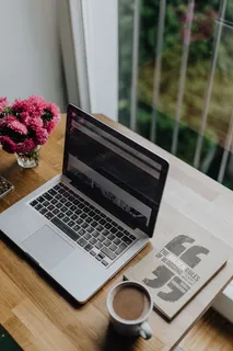 现代女商人的家庭办公室