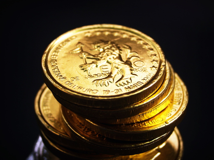 关闭，照片，金色硬币，硬币，黄金，现金，孤立，塔