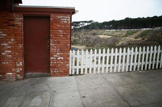 弯曲的，栅栏，门，家，财产，砖，海滩，山