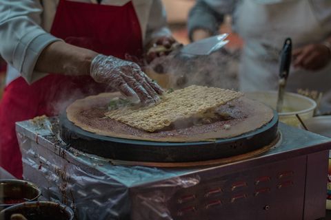 人，人，食物，面包，膳食，烹饪，菜肴，蛋糕