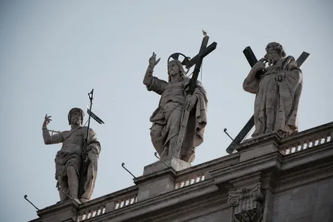 圣彼得斯广场、罗马、意大利、梵蒂冈、耶稣、宗教、雕塑、雕像 圣彼得斯广场、罗马、意大利、梵蒂冈、耶稣、宗教、雕塑、雕像