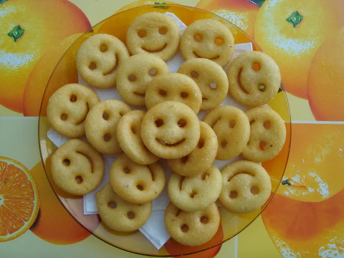 土豆、微笑、食品、黄色、食品和饮料、新鲜、即食、室内