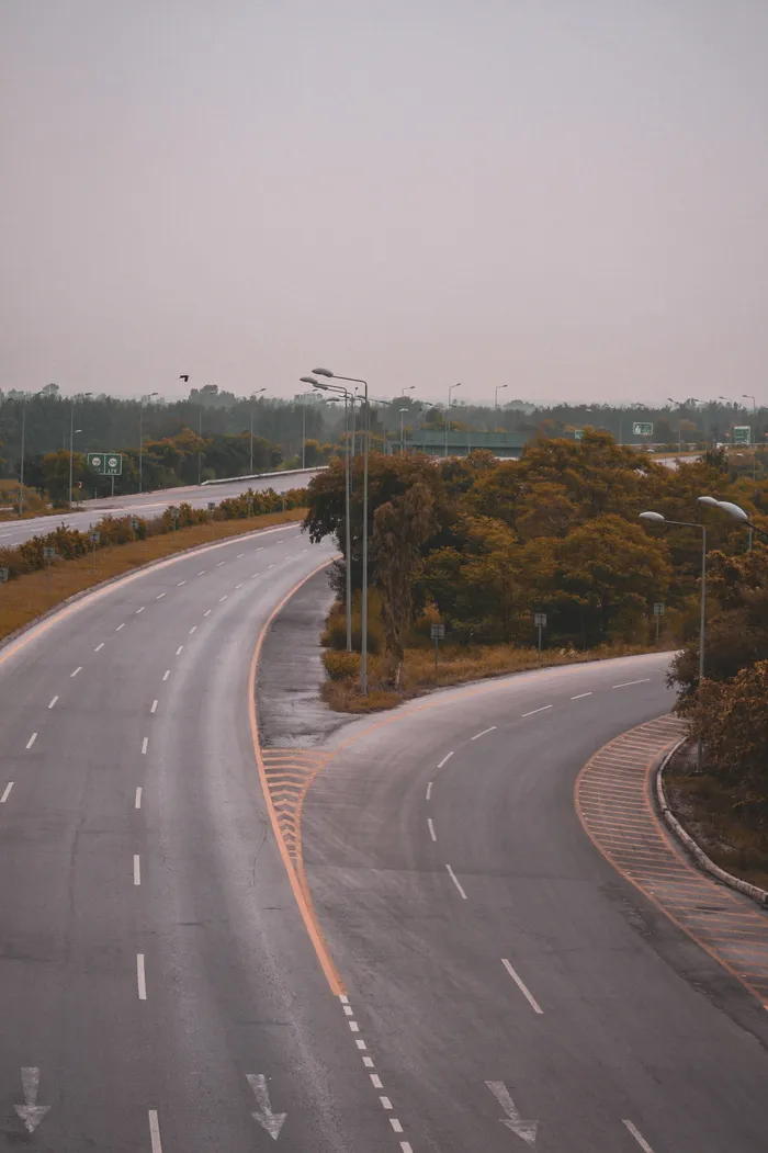 巴基斯坦，斯瓦比，道路，符号，运输，道路标记，标志，前进之路