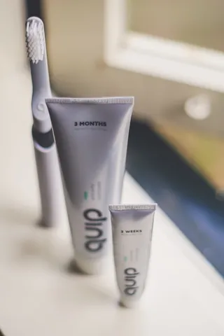 室内, 没有人, 文本, 西方文字, 特写, 前景聚焦, 表, 静物