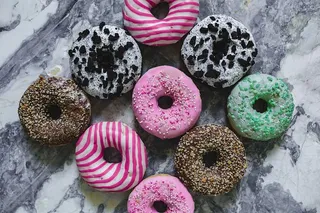 彩色甜甜圈