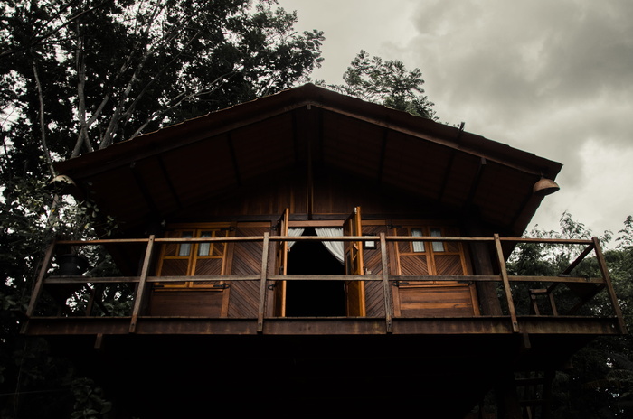 棕色小屋