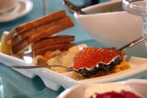 乌克兰、鱼子酱、俄罗斯、乌克兰、食品、盘子、午餐、餐厅 乌克兰、鱼子酱、俄罗斯、乌克兰、食品、盘子、午餐、餐厅