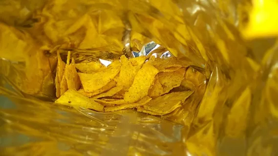 玉米饼，欢乐分割，黄色，背景，特写，无人，选择性聚焦，金色