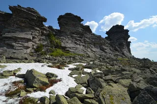 乌拉尔，烫发边疆区的自然，山脉，风景，蓝天，烫发边，云，美
