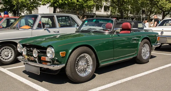 triumph、oldtimer、vehicle、classic、automotive、transport system、old、convertible