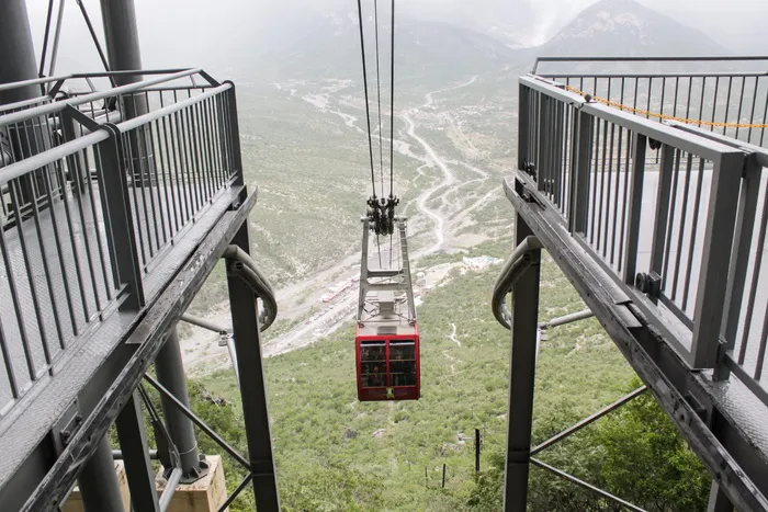 蒙特雷，墨西哥，grutas de garcía，交通，旅游，缆车，teleferico，墨西哥