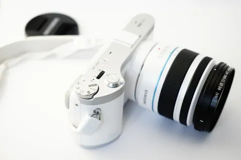 白色,三星相机,相机,三星nx 300,三星,nx 300,镜头,照片 白色,三星相机,相机,三星nx 300,三星,nx 300,镜头,照片