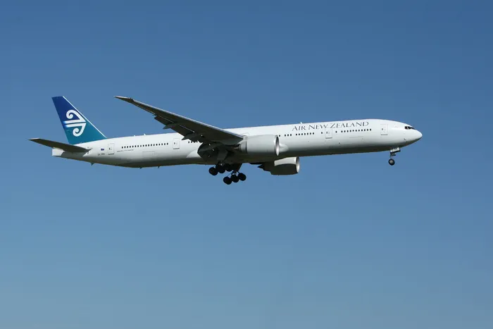 新西兰航空公司飞行中的照片