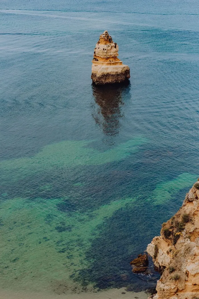 葡萄牙阿尔加维拉各斯的卡米洛海滩（Praia do Camilo）