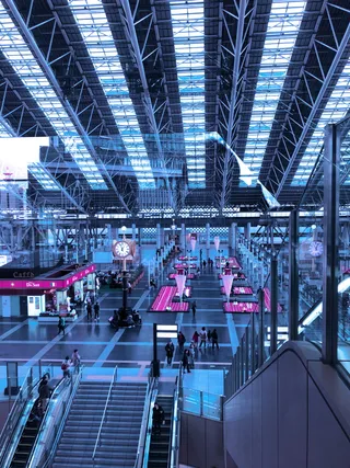 机场、人员、人员、航站楼、机场航站楼、栏杆、扶手、日本