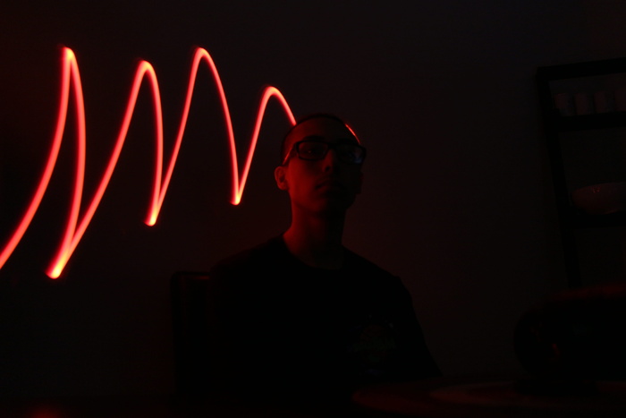 灯光涂鸦，灯光，肖像，单人，照明，室内，年轻人，摄影棚拍摄