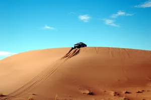 4x4，沙漠，沙丘，自然，沙子，沙丘，天空，车辆
