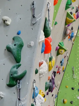 攀岩舱，彩色，彩色，攀岩墙，攀岩厅，攀岩，人工攀岩墙，攀岩路线