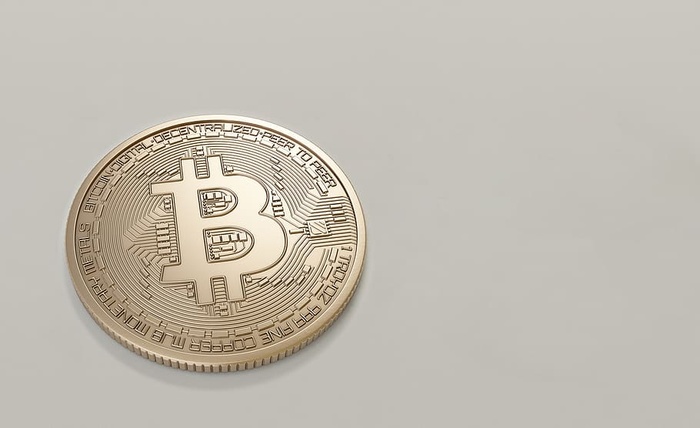 圆形金色比特币