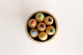 几支彩色铅笔，铅笔，彩色，蓝色，玫瑰色，红色，木质，橙色