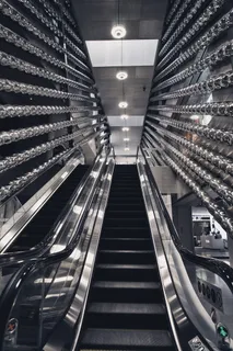 栏杆、扶手、照明、建筑、楼梯、现代、自动扶梯、图案 栏杆、扶手、照明、建筑、楼梯、现代、自动扶梯、图案