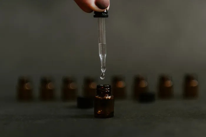 清除下降, 人, 人类, 瓶, 注射, 玻璃, 罐子, 替代