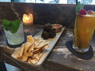 意大利，米兰，西塔马尼，鸡尾酒，开胃酒米兰，开胃酒，西塔马尼米兰，印度开胃酒