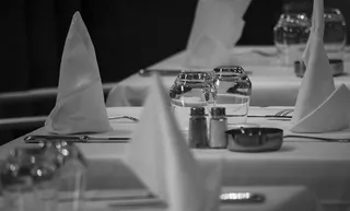 黑白，桌子，餐具，银器，黑白，餐具，单色，餐巾