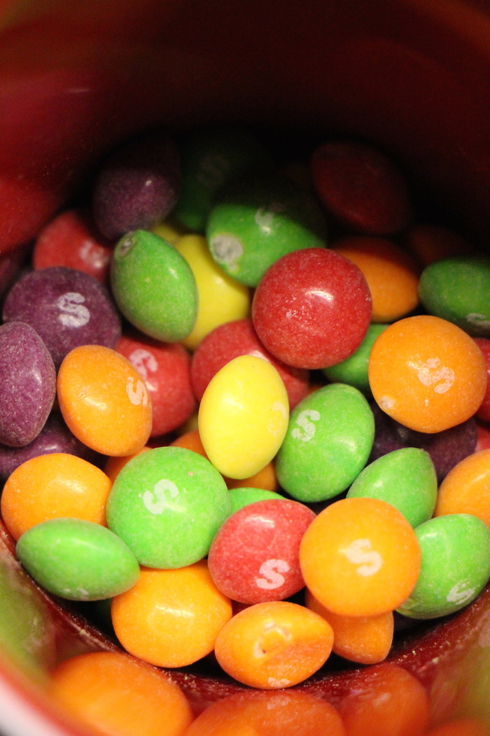 smarties，糖果，彩色，巧克力扁豆，食品，食品和饮料，甜食，甜食