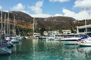 西班牙加泰罗尼亚巴塞罗那的吉内斯塔港