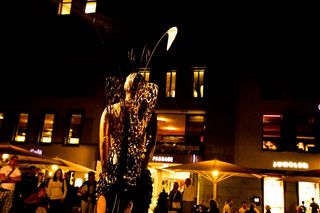 夜生活，城市生活，德累斯顿，墙，夜，演员，胡同，表演