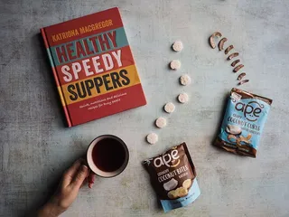 食谱、零食、咖啡、人手、文字、饮料、手、