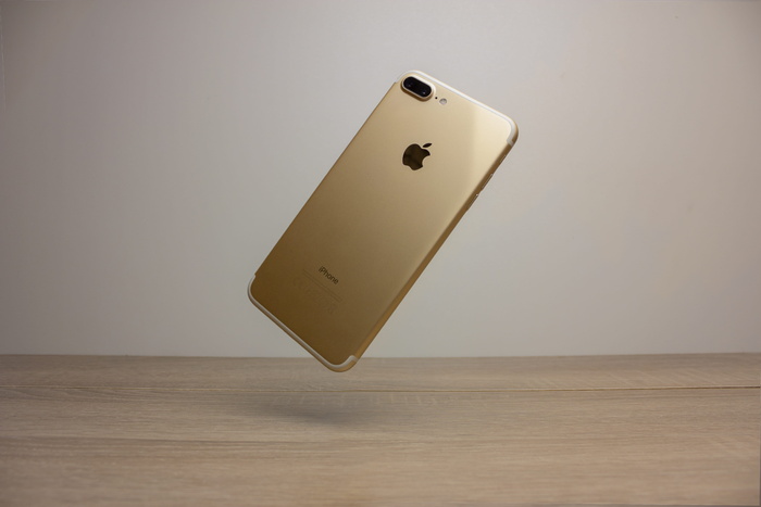 金色iPhone 7