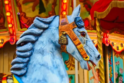 旋转木马，马，乐趣，娱乐，年市场，童年，儿童，多彩
