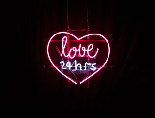 红色爱情24小时霓虹灯标志