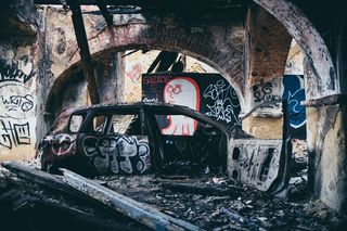 墙上的壁画和涂鸦